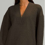 Lululemon Rippled V-Neck Pullover Dark Olive Green Size 12 Long Sleeve Top Photo 0