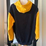 WICHITA STATE UNIVERSITY Hoodie Gold Size XL Photo 2