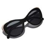 Chanel Sunglasses Photo 4