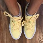 Converse Yellow Low Rise Photo 0