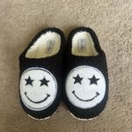 Sole Mates Women’s Smiley face black slippers house shoes 7/8 Photo 1