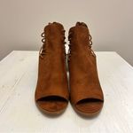 Bamboo Women’s  Brown Tan Suede‎ Zipper Back Lace Sides Peep Toe Heels Size 9 Photo 2