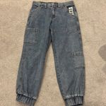 BDG  urban outfitters cargo jogger pants size 28 Photo 0