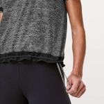 Lululemon Women's Find Focus Short Sleeve Shirt Size 4 Twillines Ice Grey/Black Photo 1