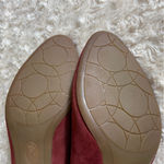 Elegant Burgundy Suede Heels EüroSoft by Sofft Size 8 M Purple Photo 7