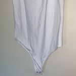 Abercrombie & Fitch Women’s Small ABERCROMBIE White V-Neck Seamless Tank Thong Bodysuit Photo 2