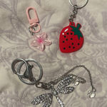 Source Unknown NWOT Keychain Set Photo 0