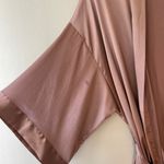 Victoria's Secret  Robe Sz M L Pink Open Front Belted Satin Texture Kimono Sleeves Photo 5