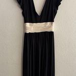 Jones New York Black Short-Sleeve V-Neck
Elegant Dress 6P Photo 3