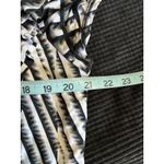 Worthington Short Sleeve Scoop Neck Abstract Blouse Size 1X Black/Gray Ruffle Photo 4