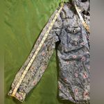 Rue 21 Women’s Button Down Denim and Floral Long Sleeve Blouse Size M Photo 6