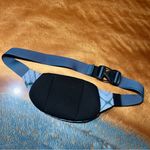 KAVU  Spectator Blue green gray Ocean print Belt Waist Bag travel fanny pack Photo 2