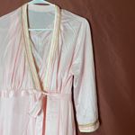 VINTAGE NEAPOLITAN TRIM PINK SLIP & ROBE SET Photo 1