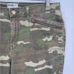 William Rast  Skinny Green Camo Jeans with‎ Front Zippers Size 32 Photo 2