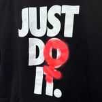 Nike Women’s black Just Do It graphic logo cropped t shirt size medium Photo 5