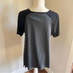 DC Comics  Women's Batman with Attached Cape Tee Size M SKU#S2486 Photo 3