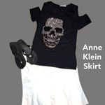 Anne Klein white stretchy skirt with ruffled style hem! Photo 1