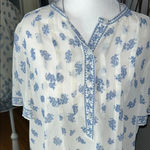 Max Studio  Blue and White Boxy Short Sleeve Blouse Photo 2