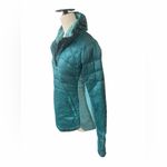 Lululemon Down for a run Women's Teal Quilted Jacket size 8 Photo 3