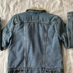 Levi's Sherpa-Lined Denim Trucker Jacket Photo 6
