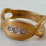 Gold tone Gold Tone Metal Band Ring w/ Clear Rhinestone Accents Avon Size 5 Photo 11