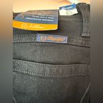 Wrangler Women's Straight Leg Jeans - Black Photo 5