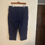 Chico's  1.5 Navy Blue Cargo Capri Pants Cropped Lightweight Cotton Spandex Medium Photo 7