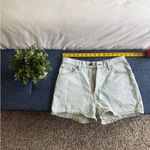 Levi's Levi’s Mom High-Waisted Mom Jeans Photo 4