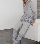 Johnny Was New. Gray Tie dye hoodie pullover. XS. Retails $168 Photo 0