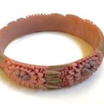 Retro Floral Carved Resin Bangle bracelet Pink and Green Photo 6