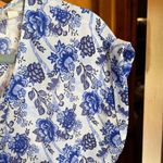 Pink Rose  Vintage Floral Blue and White Women's Top Size Small Photo 4