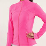 Lululemon  • Forme Jacket Pinkelicious Luon hot pink zip front running workout Photo 0