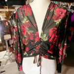 Ember lace red black floral silky stretchy V Photo 0