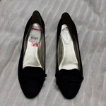 Elie Tahari  Black Flats with Bow Detail Sz 7 Photo 1