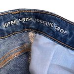 American Eagle Womens Super Hi-Rise Jegging Crop Size 2 Reg. Denim Stretch 25X30 Photo 4