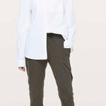 Lululemon On The Fly Crop Pants in Dark Olive size 6 Photo 0