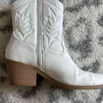 White Western Ankle Boots Size 8.5 Photo 5