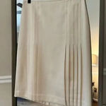 Amanda Smith  Ivory Pleated Skirt Size 4 NWT Photo 0