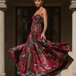 Hutch Lietta Gown condensed embroidered floral size Xsmall NWT! Photo 1