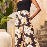 Evereve ‎ Miley Wide Leg Floral Jumpsuit Woman’s Size Large Photo 0