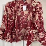Charlotte Russe NWT flower Shrug/shawl Photo 1