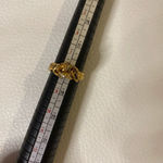 None Vintage Gold Tone Men and Women Embraced Women's Ring Size 7 Photo 3