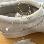 Classic White Leather ladies Shoes 8 brand new Photo 5