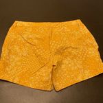Old Navy Women's Floral Flat Front Cotton Chino Shorts Mustard Size 2 Photo 7