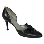 Giorgio Armani  Women Pumps Sz. 37/7US Pointed toe Tie Front Detail Sophisticated Photo 0