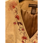 Bandolino tan embroidered 100% suede jacket size 12 Photo 2