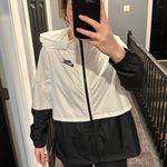 Nike Rain Jacket Wind Breaker Photo 0