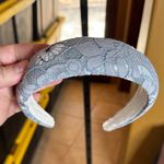 Silver Gray Floral Lace Padded Headband Faux Suede Lined One Size Photo 0