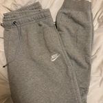 Nike sweatpants Photo 0