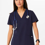 FIGS  Navy Blue Casma Two Pocket Scrub Top Uniform Medical Women's size XL Photo 0